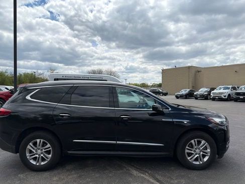 Used 2018 Buick Enclave Premium w/ LPO, Hit The Road Package AWD/4WD image 6