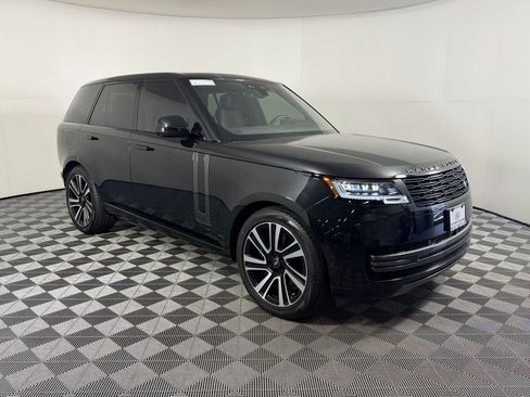 Used 2023 Land Rover Range Rover SE AWD/4WD image 7