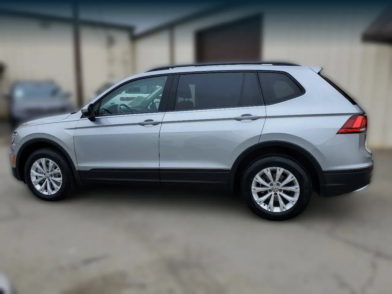 Used 2019 Volkswagen Tiguan S AWD/4WD image 4