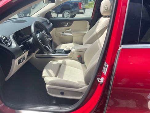 Used 2021 Mercedes-Benz GLA 250 4MATIC image 10