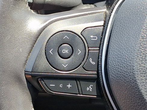 Used 2019 Toyota RAV4 XLE Premium w/ Cold Weather Package AWD/4WD image 20