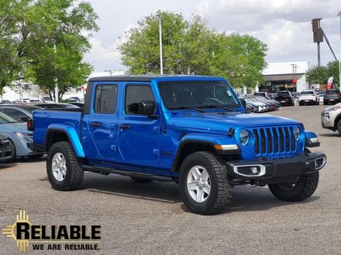 Used 2022 Jeep Gladiator Sport image 1