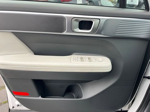 Used 2025 Hyundai Santa Fe SEL image 20