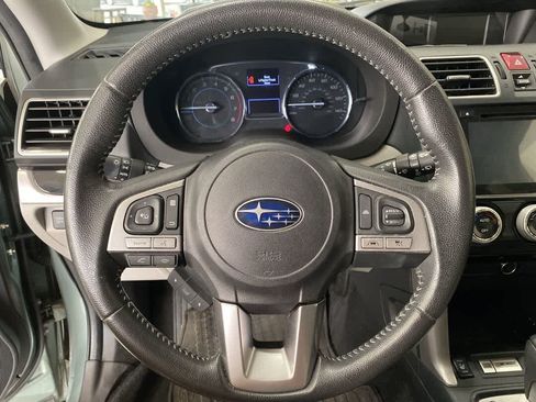 Used 2017 Subaru Forester 2.5i Limited AWD/4WD image 17