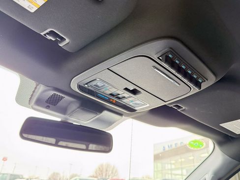 Used 2023 Ford F150 Raptor image 29