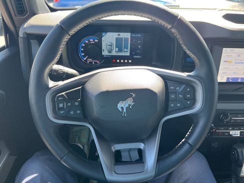 Used 2023 Ford Bronco Black Diamond AWD/4WD image 12