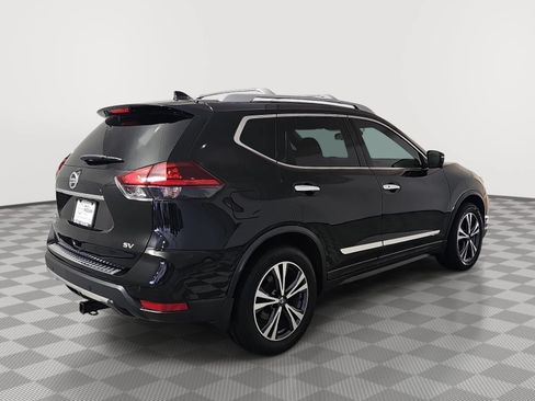 Used 2019 Nissan Rogue SV w/ Premium Package FWD image 8