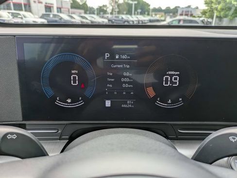 Used 2025 Hyundai Kona SEL AWD/4WD image 26