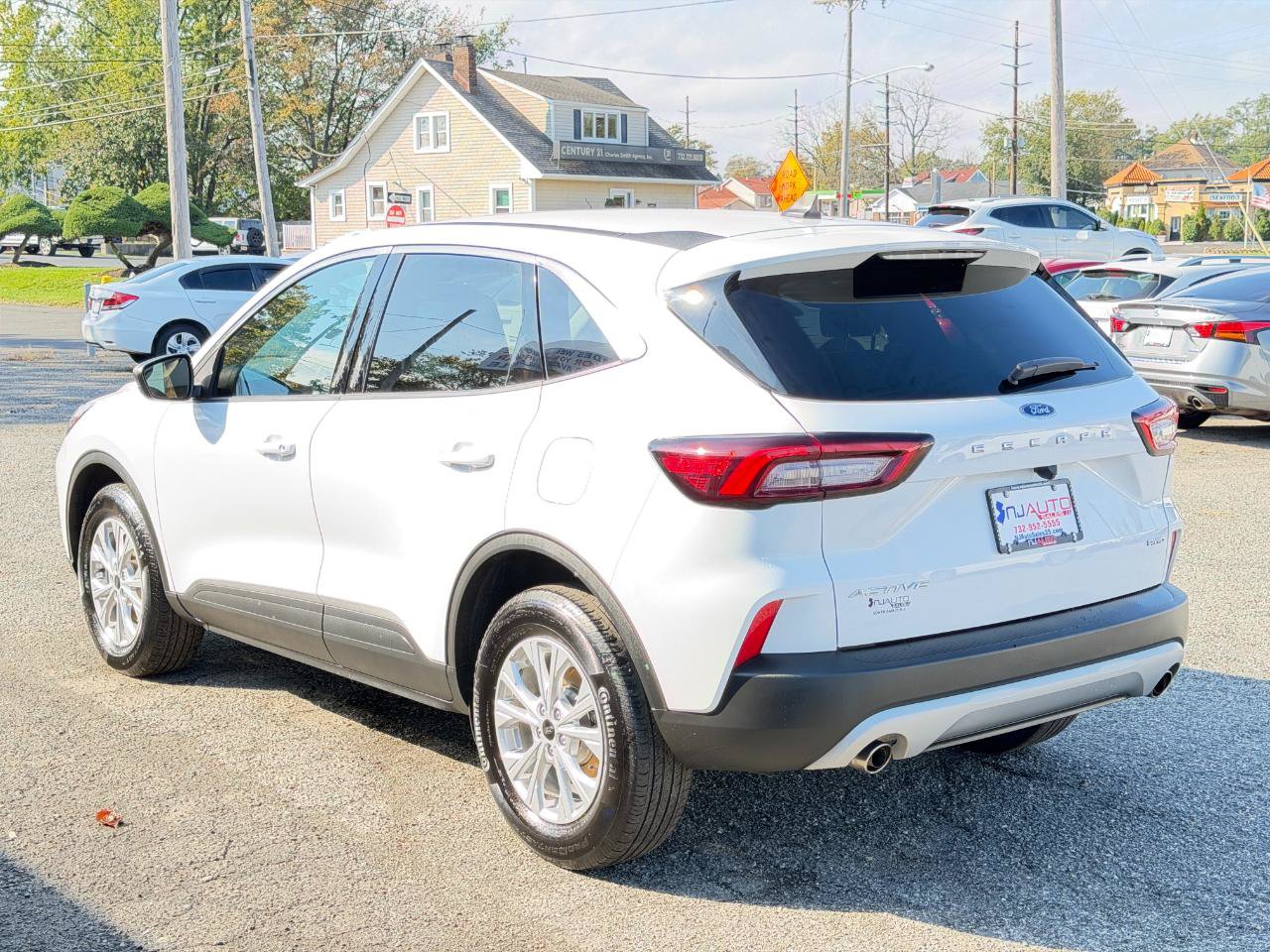 Used 2024 Ford Escape Active AWD/4WD image 6
