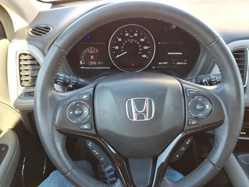 Used 2019 Honda HR-V EX-L image 19