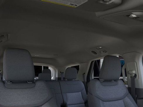 New 2026 Ford Explorer Active image 22
