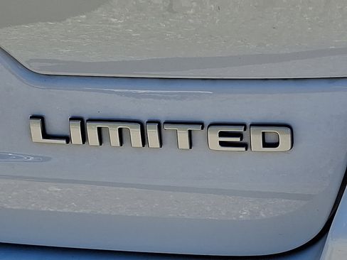 New 2025 Jeep Grand Cherokee Limited w/ Trailer Tow Package image 17