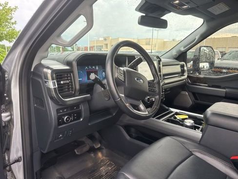 Used 2023 Ford F350 Lariat w/ Lariat Ultimate Package AWD/4WD image 10