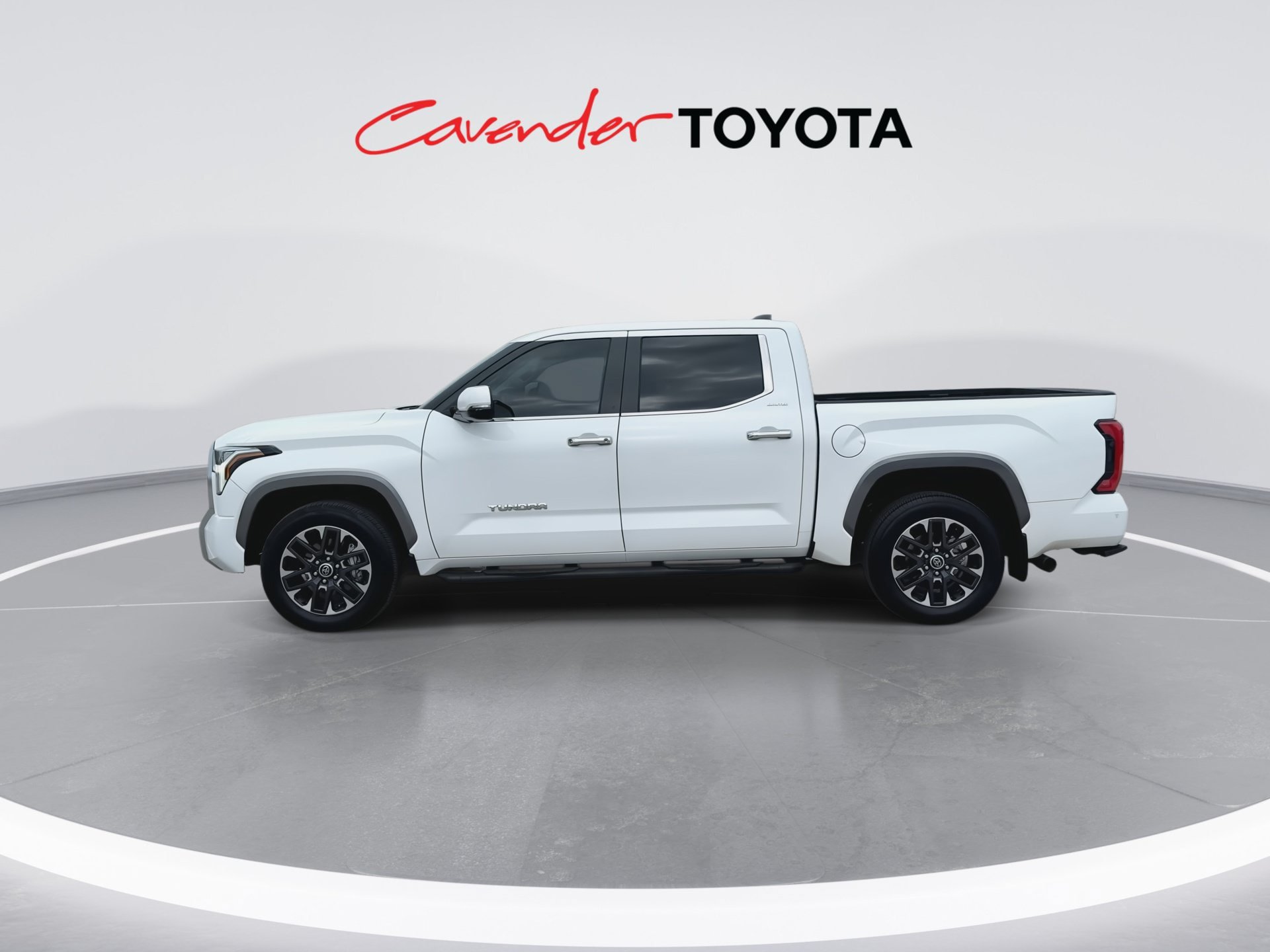 Used 2024 Toyota Tundra Limited RWD image 5