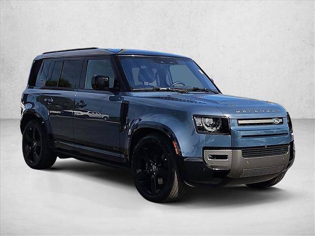Used 2021 Land Rover Defender 110 X-Dynamic SE AWD/4WD image 3