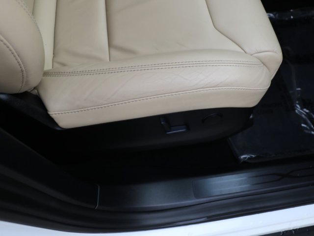 Used 2017 Tesla Model X 75D AWD/4WD image 10