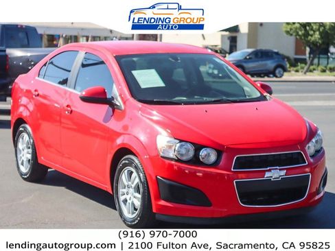 Used 2014 Chevrolet Sonic LT image 5