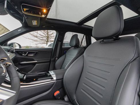 New 2026 Mercedes-Benz GLC 300 4MATIC image 13