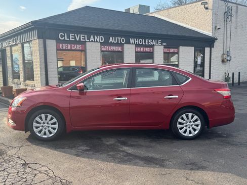 Used 2013 Nissan Sentra SV image 2