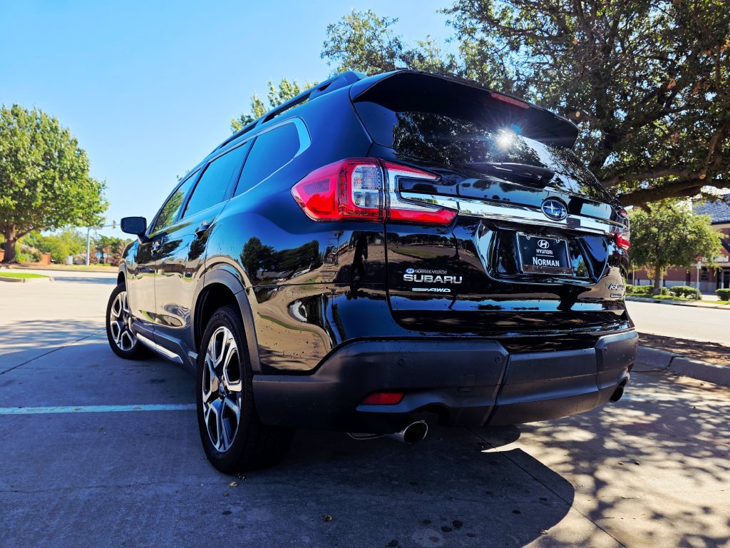 Used 2023 Subaru Ascent Limited AWD/4WD image 16