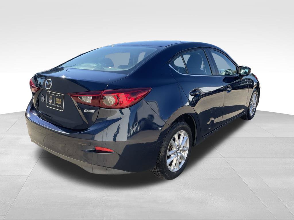 Used 2018 MAZDA MAZDA3 Sport w/ Preferred Equipment Package FWD image 5
