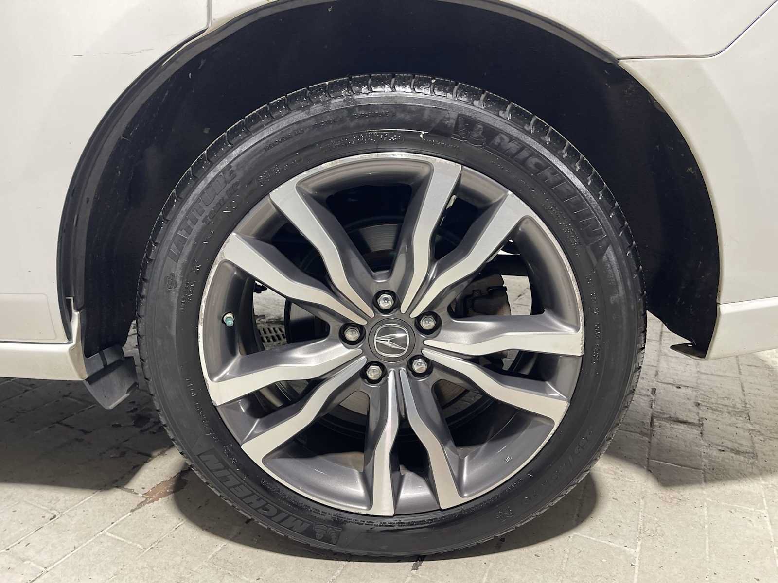 Used 2020 Acura MDX w/ Advance & Entertainment Pkg AWD/4WD image 8