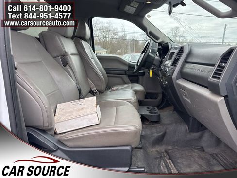 Used 2019 Ford F550 2WD Regular Cab Super Duty image 25