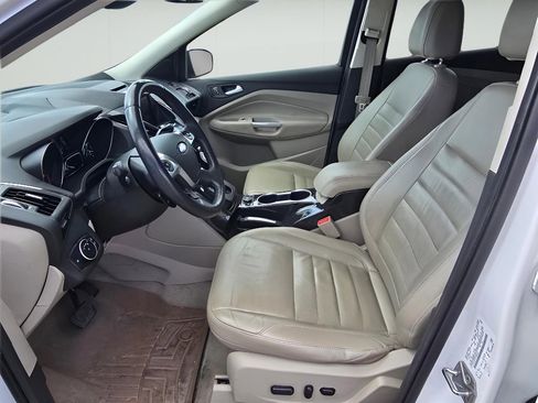 Used 2015 Ford Escape Titanium AWD/4WD image 27