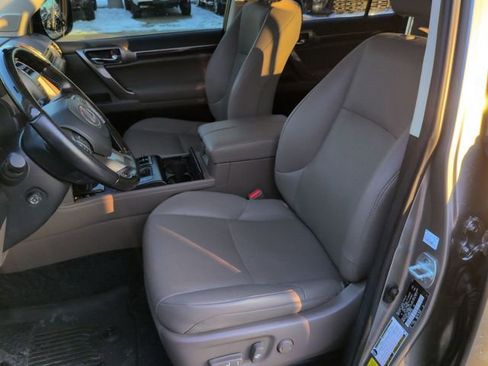 Used 2021 Lexus GX 460 Premium image 13