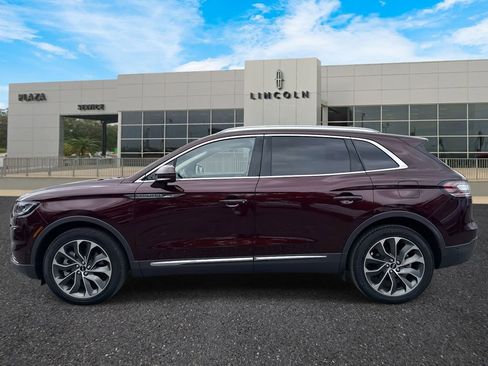 Certified 2023 Lincoln Nautilus Reserve w/ Equipment Group 201A image 6