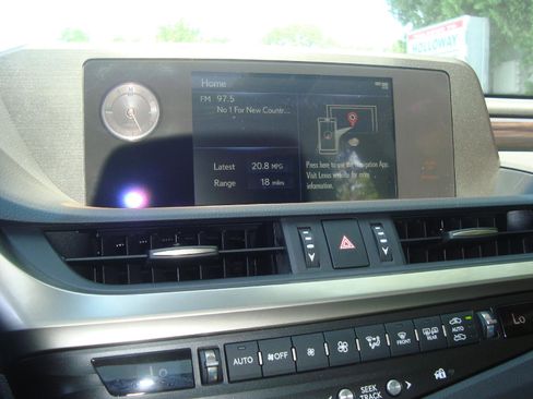 Used 2020 Lexus ES 350 image 16