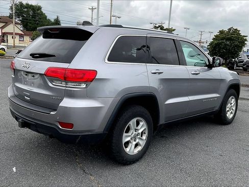 Used 2016 Jeep Grand Cherokee Laredo w/ Quick Order Package 23E AWD/4WD image 4