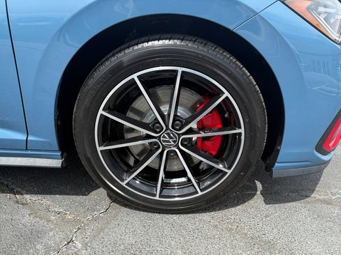 New 2026 Volkswagen Jetta GLI Autobahn FWD image 25