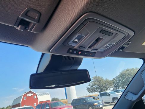 Used 2025 Chevrolet Silverado 1500 LTZ w/ Z71 Off-Road Package image 17