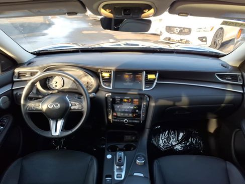 Certified 2023 INFINITI QX50 Luxe image 12