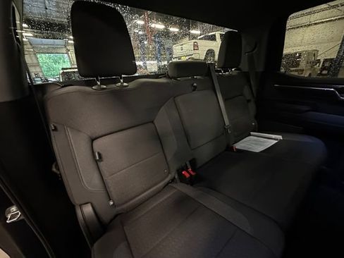 Used 2024 GMC Sierra 1500 Elevation w/ X31 Off-Road Package AWD/4WD image 22