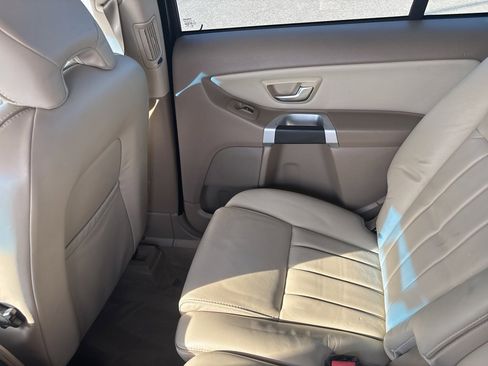 Used 2013 Volvo XC90 3.2 image 19
