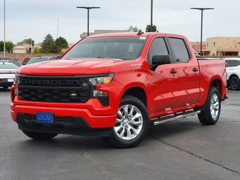Used 2025 Chevrolet Silverado 1500 Custom RWD image 1