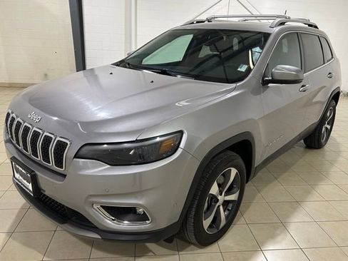Used 2019 Jeep Cherokee Limited w/ Luxury Group image 1
