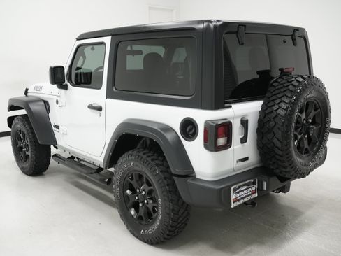 Used 2023 Jeep Wrangler Sport AWD/4WD image 6
