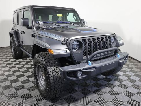 Used 2022 Jeep Wrangler Unlimited Rubicon 4xe w/ Steel Bumper Group AWD/4WD image 3