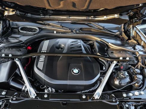 Used 2024 BMW 740i RWD image 29