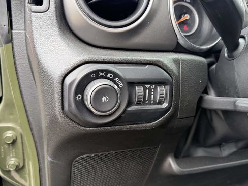 Certified 2022 Jeep Wrangler Unlimited Sport AWD/4WD image 28