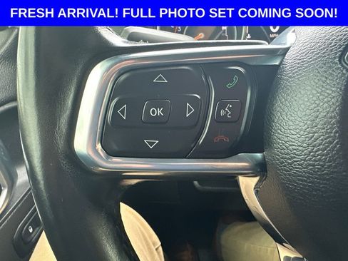 Used 2020 Jeep Wrangler Unlimited Sahara AWD/4WD image 15