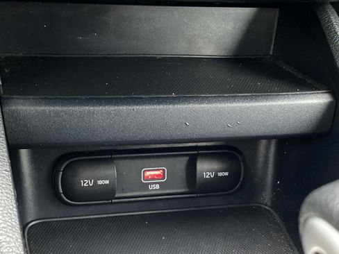 Used 2022 Kia Forte LXS image 13