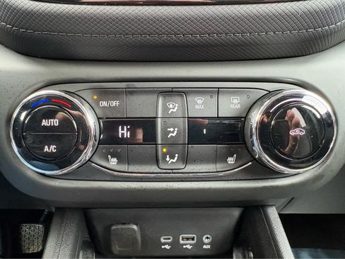 Used 2023 Chevrolet TrailBlazer LT w/ Convenience Package image 20