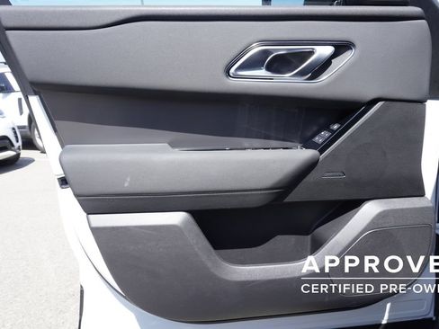Used 2025 Land Rover Range Rover Velar Dynamic SE AWD/4WD image 17