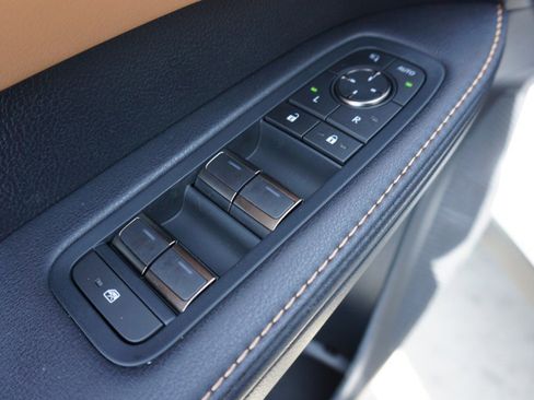 Certified 2025 Lexus RX 350 Premium image 23