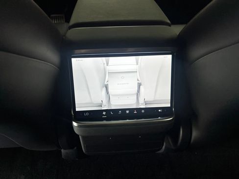 Used 2024 Tesla Model X AWD/4WD image 20