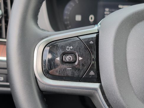 Used 2024 Volvo XC60 T8 Plus w/ Protection Package Premier AWD/4WD image 27